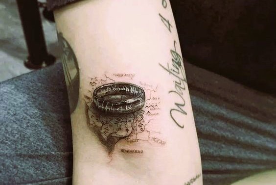 ad6ddfa459fcab9eb70168bab28f3fb3