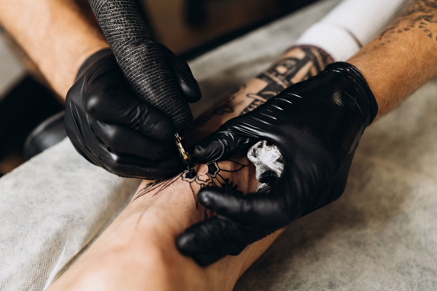 VEAN TATTOO piercing specialist