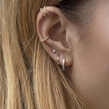 uytrertyuioiuyt (15)