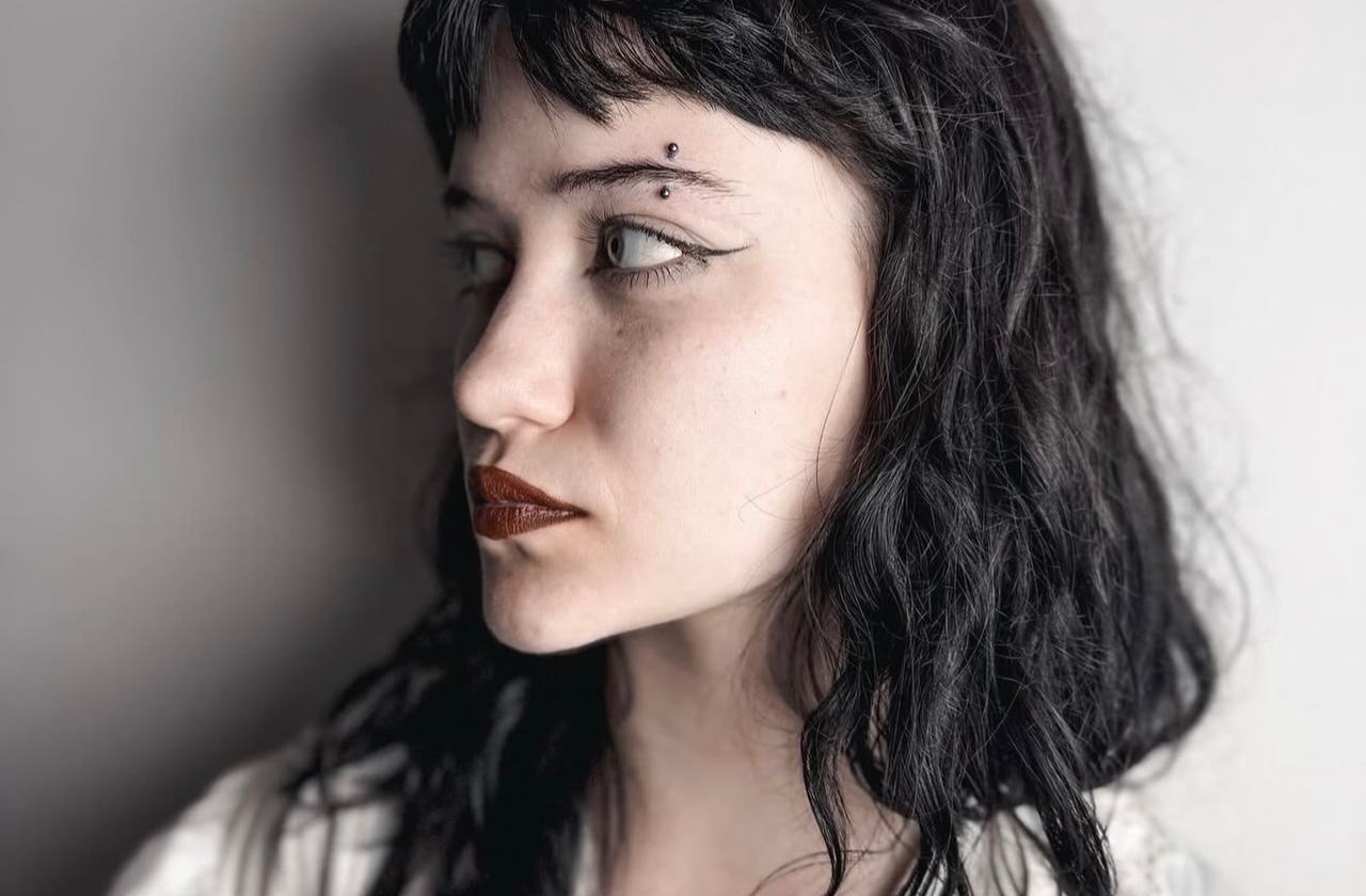 Eyebrow piercing